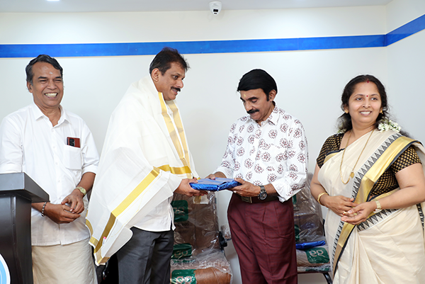 Aradhana MD , honouring Mr Ranjith Sir